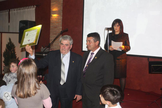 La Cofrada de la Vernica rindi Homenaje a los Hermanos ms veteranos - 113