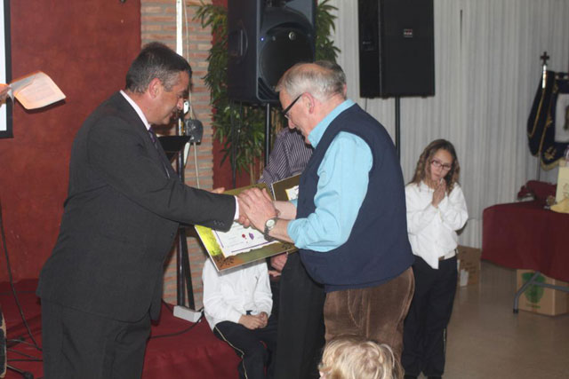 La Cofrada de la Vernica rindi Homenaje a los Hermanos ms veteranos - 122