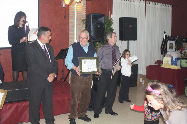 La Cofrada de la Vernica rindi Homenaje a los Hermanos ms veteranos - 123