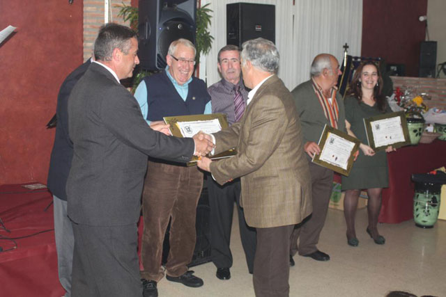 La Cofrada de la Vernica rindi Homenaje a los Hermanos ms veteranos - 135