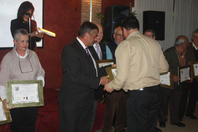 La Cofrada de la Vernica rindi Homenaje a los Hermanos ms veteranos - 142