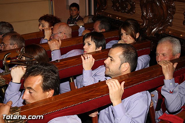Solemne Va Crucis con la imagen de Nuestro Padre Jess Nazareno - Viernes de Dolores 2012 - 72