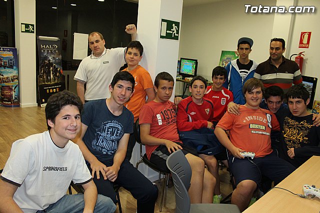 Entrevista y reportaje Party Videoconsolas 