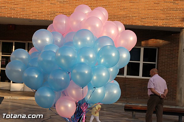 DGenes conmemora con una gran X humana el Da Europeo del Sndrome X Frgil - 1