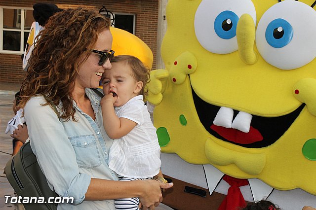 DGenes conmemora con una gran X humana el Da Europeo del Sndrome X Frgil - 37