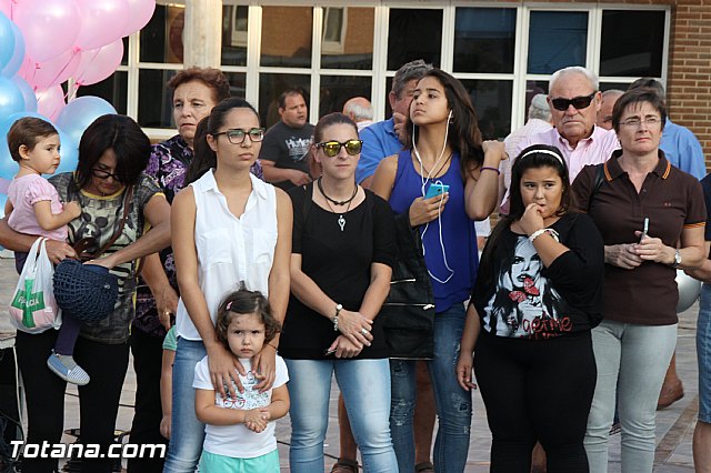 DGenes conmemora con una gran X humana el Da Europeo del Sndrome X Frgil - 69