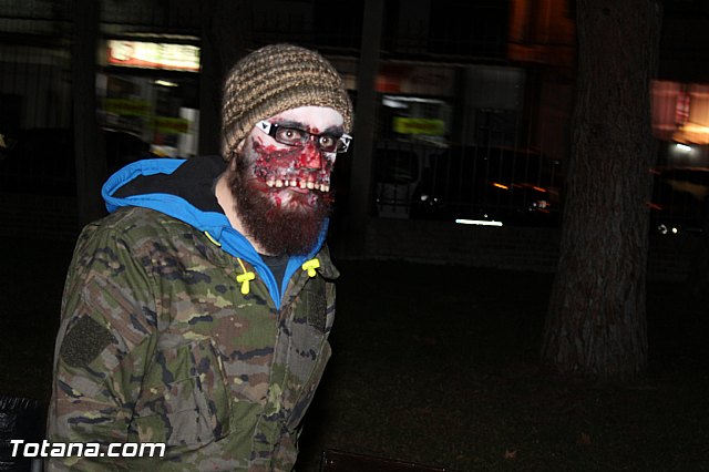 Los zombies invadieron las calles de Totana - Noche Zombie - 33
