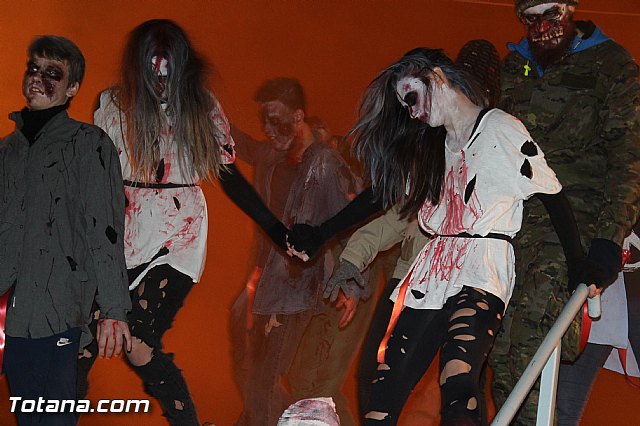 Los zombies invadieron las calles de Totana - Noche Zombie - 128