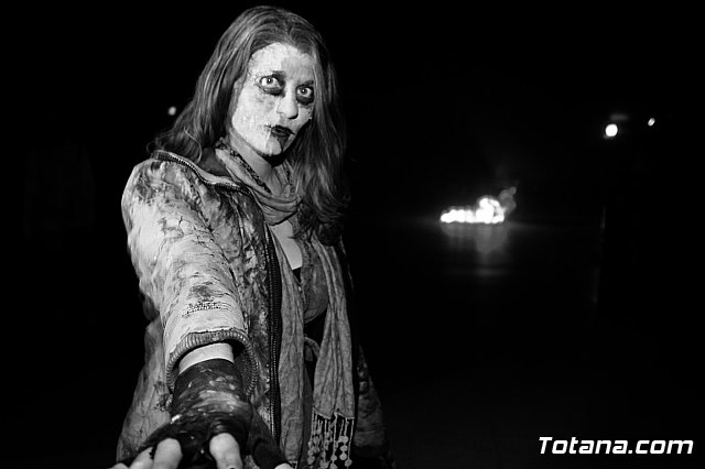 Los zombies invadieron las calles de Totana - Noche Zombie - 201
