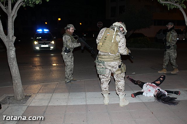 Los zombies invadieron las calles de Totana - Noche Zombie - 220